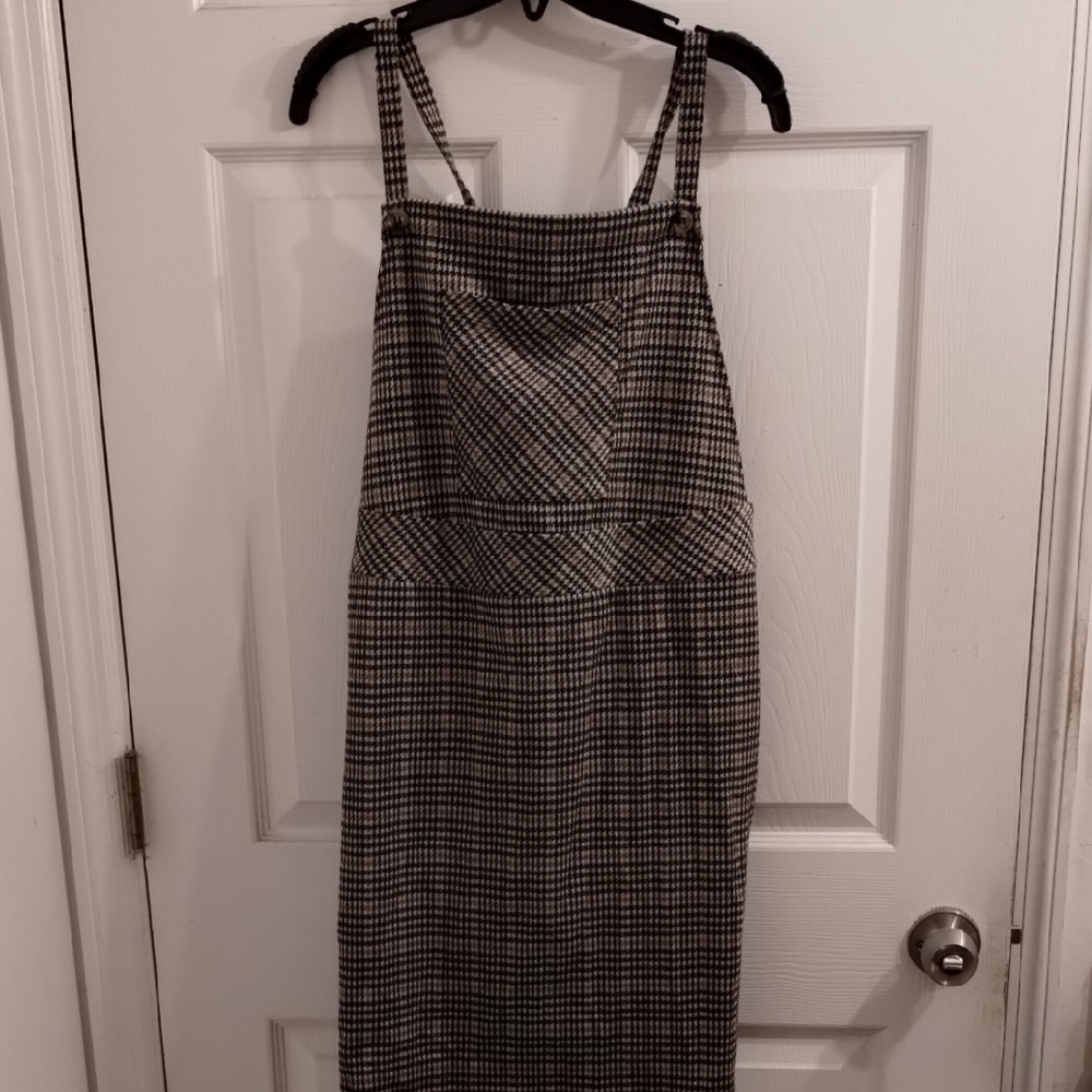 Torrid Black and White Sheath Midi Dress